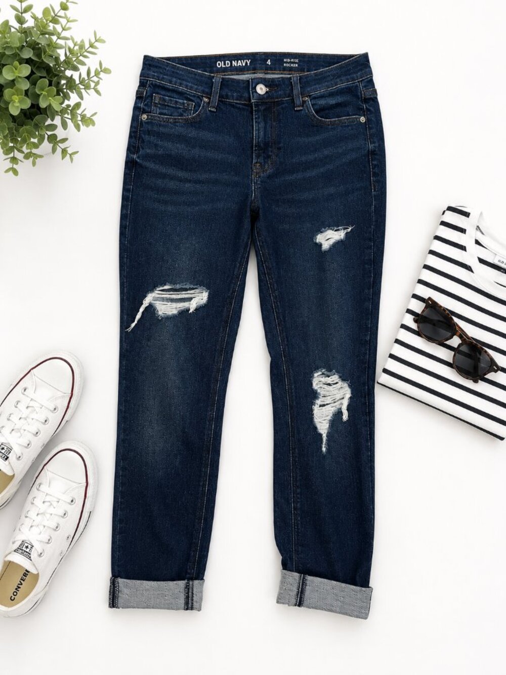 Old Navy Rocker Jeans Women’s Size 4 Dark Wash Distressed Cuffed Denim